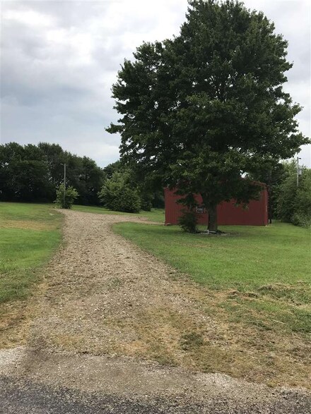 5215 N County Road 150 W, Chrisney, IN 47611