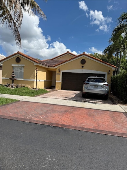 15921 SW 82nd St, Miami, FL 33193