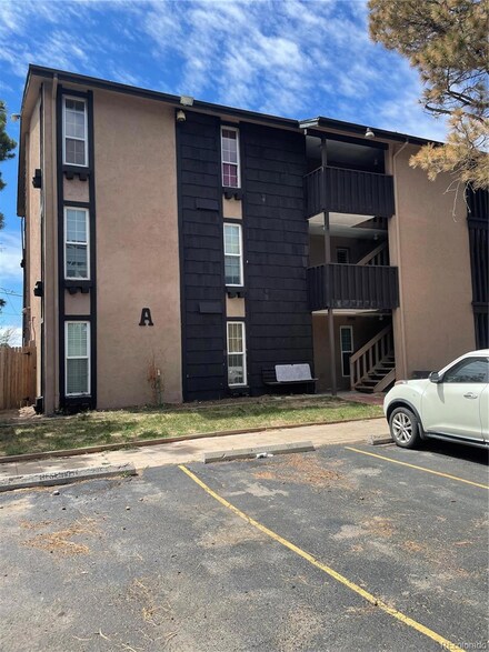 865 S Quebec St Unit 202A, Denver, CO 80247