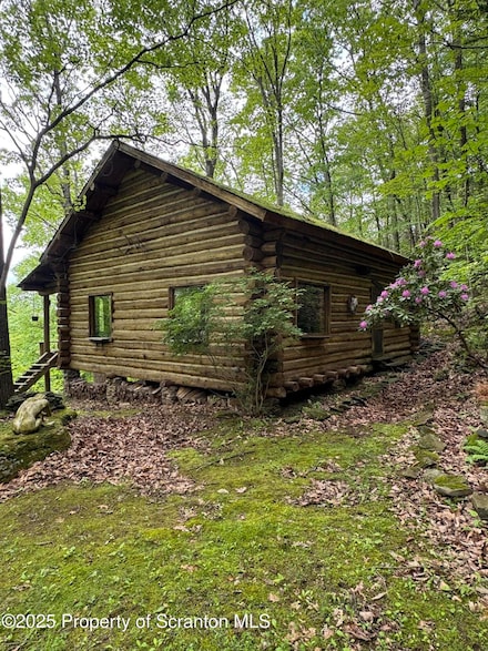 684 Fox Rd, Factoryville, PA 18419