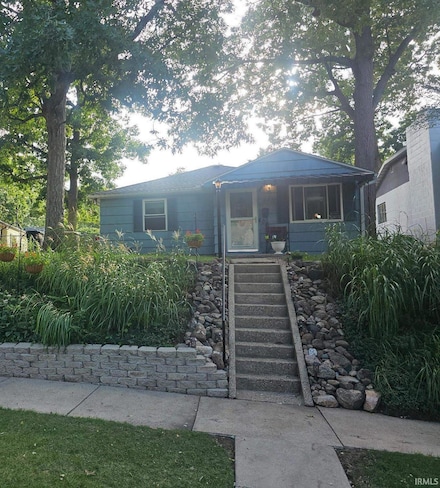 2237 Hollywood Place, South Bend, IN 46616