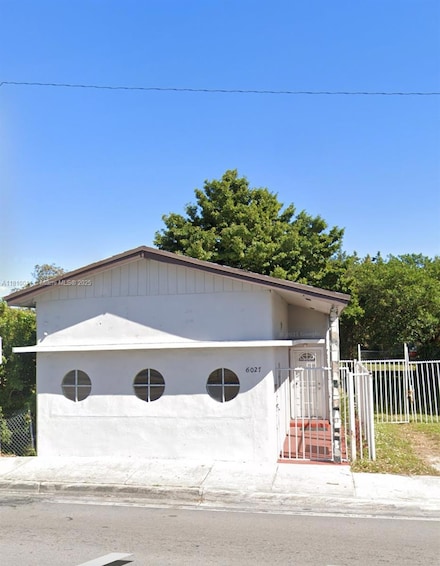 6027 NW 22nd Ave, Miami, FL 33142