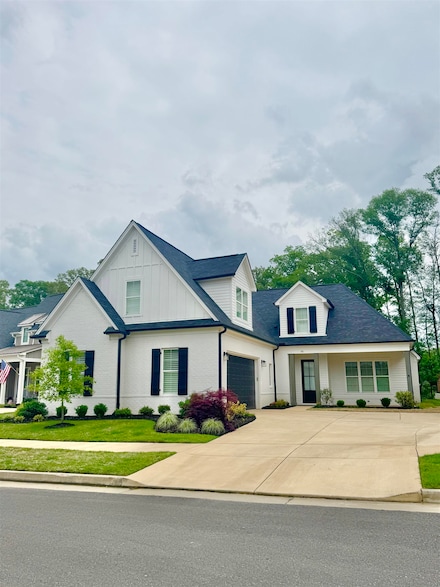 90 Lafayette Crossing Dr, Rossville, TN 38066
