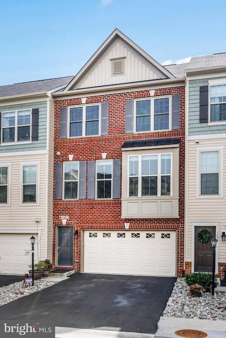 1427 Occoquan Heights Ct, Occoquan, VA 22125