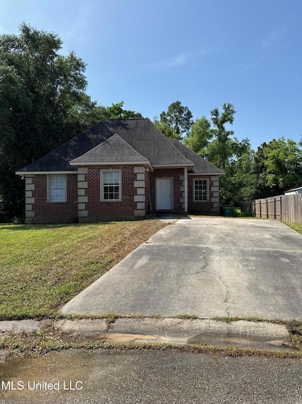 3 Laudeac Ct, Pass Christian, MS 39571