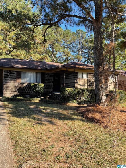 6601 Cordrey Ct, Birmingham, AL 35228