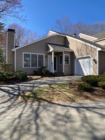 40 Bishops Forest Dr, Waltham, MA 02452