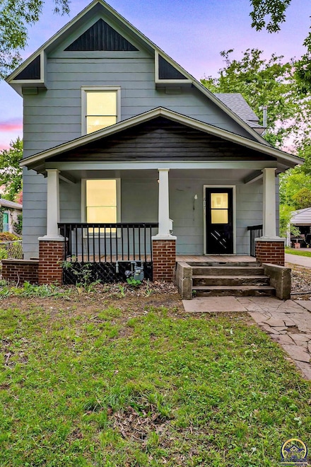 817 SW Orleans St, Topeka, KS 66606