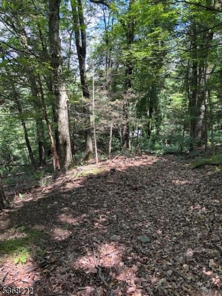 28 Hillside Rd, Wanaque, NJ 07465