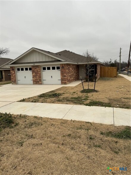 1200 N 8th St, Killeen, TX 76541