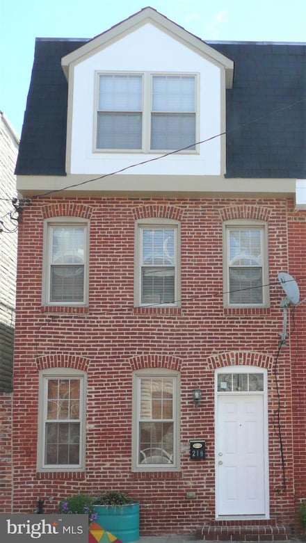 219 S Regester St, Baltimore, MD 21231