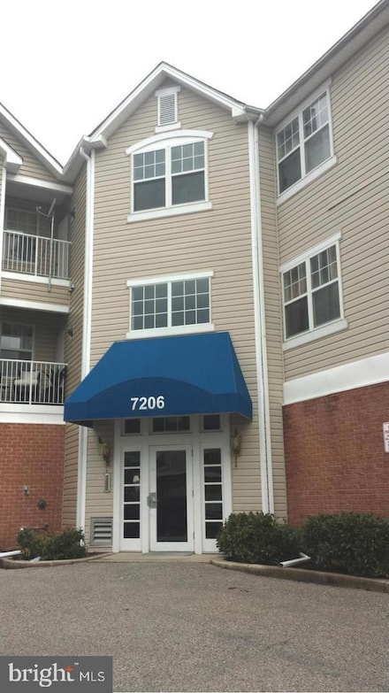 7206 Bogley Rd Unit 201, Windsor Mill, MD 21244