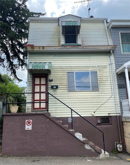 422 Sapphire Way, Pittsburgh, PA 15224
