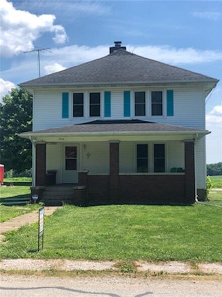 3910 N Bowling Green Poland Rd, Poland, IN 47868