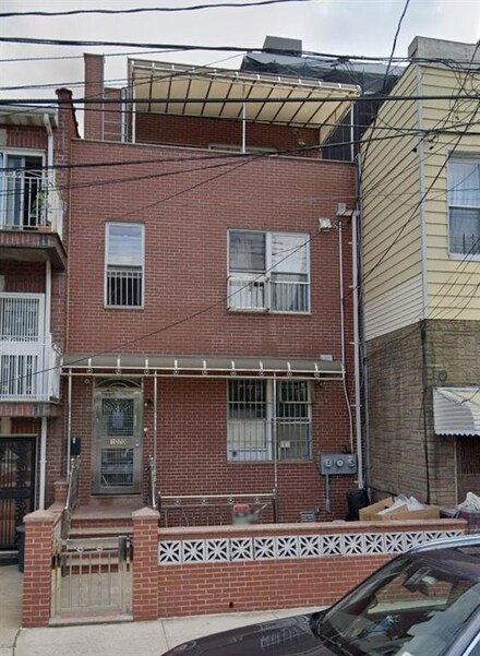 1070 62nd St, Brooklyn, NY 11219