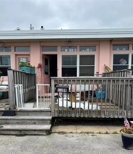 1101 Ocean Blvd Unit 1109, Lido Beach, NY 11561