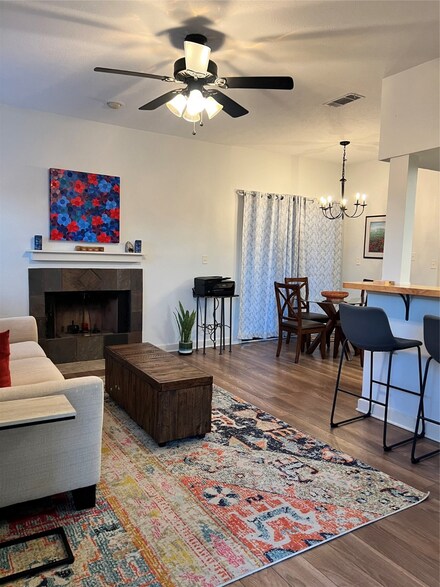 1013 Chestnut St Unit 3, San Marcos, TX 78666