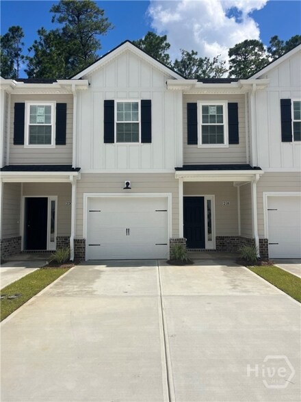 218 Lusk Ln, Pooler, GA 31322
