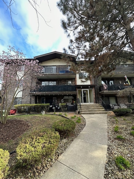 5204 Midlothian Turnpike Unit 222, Crestwood, IL 60445