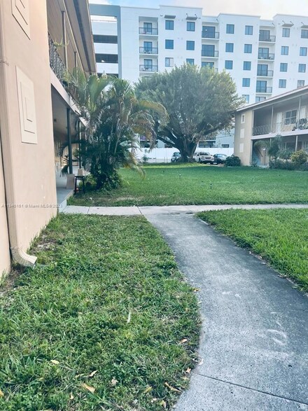 267 E 4th Ave Unit 7, Hialeah, FL 33010