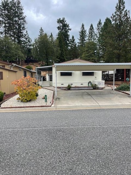 10122 Timberland Dr, Grass Valley, CA 95949