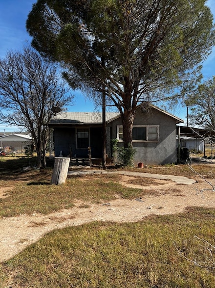 400 E 21st St, Crane, TX 79731