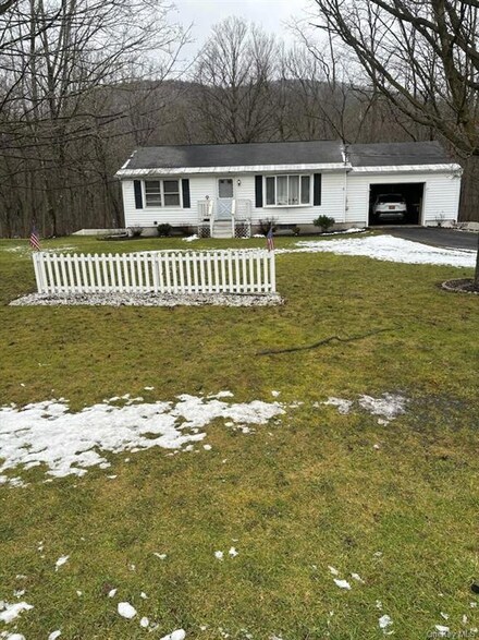 2785 New York 30, Fultonham, NY 12071