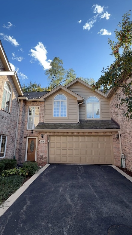 414 Ashbury Dr Unit 44, Hinsdale, IL 60521