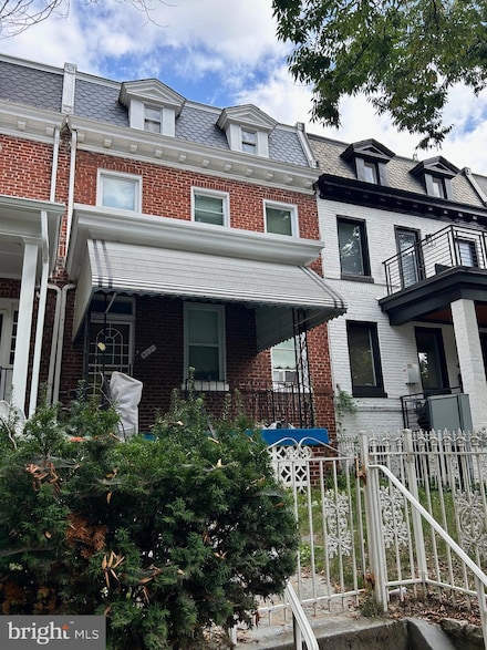 4021 Illinois Ave NW, Washington, DC 20011