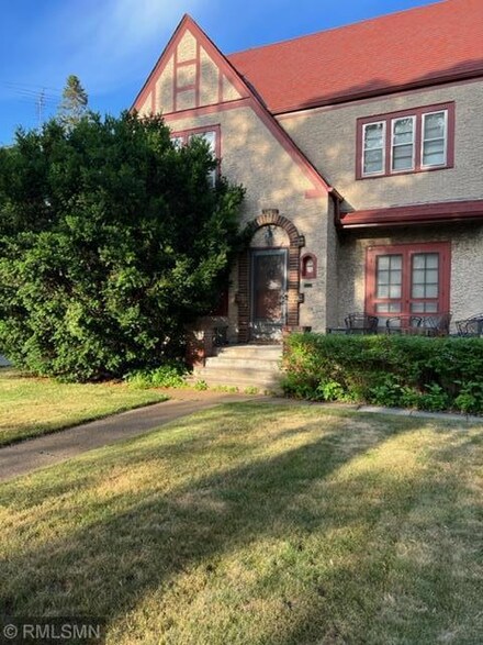 3415 46th Ave S, Minneapolis, MN 55406