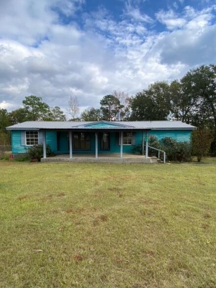 6152 Ga Hwy 355, Box Springs, GA 31801