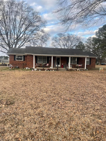 292 E Main St, Nettleton, MS 38858