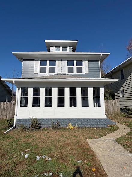 1013 E Fairview Ave, South Bend, IN 46614