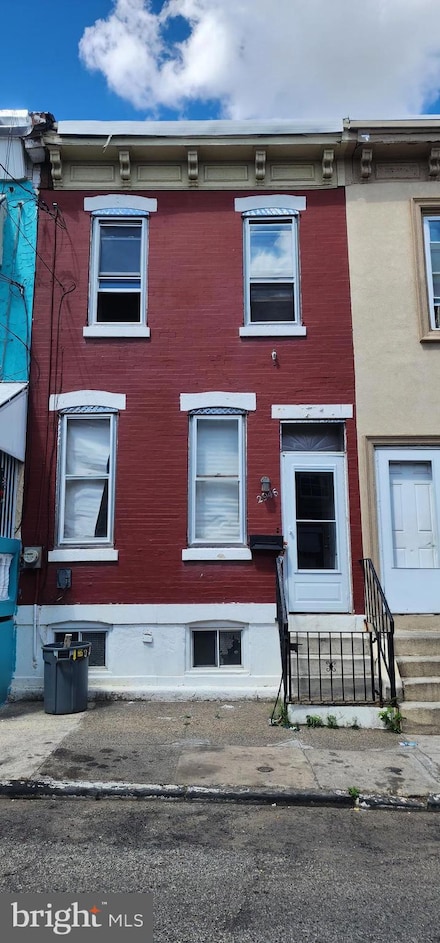 2946 Kip St, Philadelphia, PA 19134