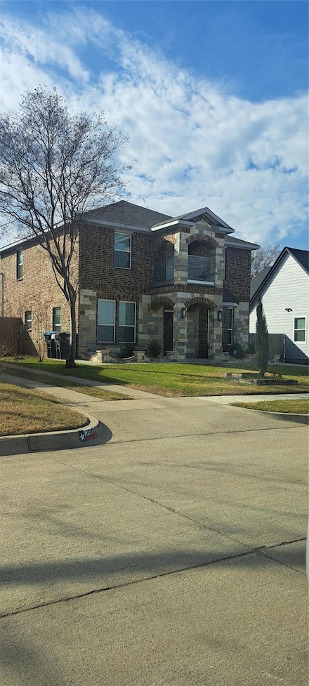 2904 Thannisch Ave, Fort Worth, TX 76105