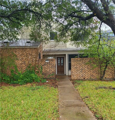 905 Westview St, Bryan, TX 77802