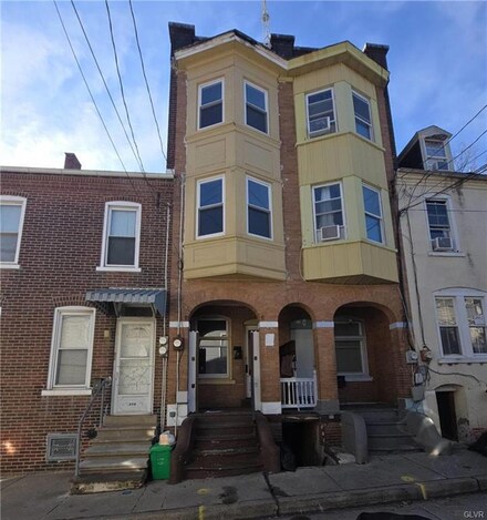 210 N Hall St, Allentown, PA 18102