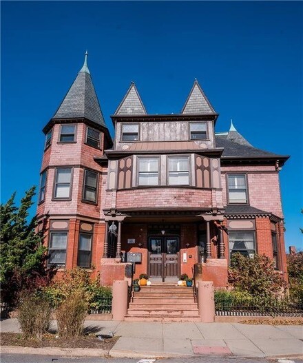 1447 Westminster St Unit 1C, Providence, RI 02909