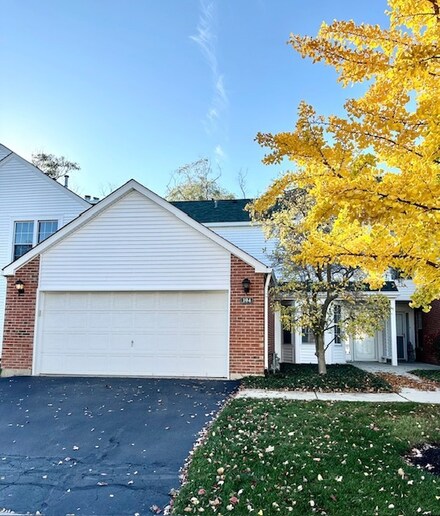 104 Lauralton St Unit 9D, Lake Bluff, IL 60044