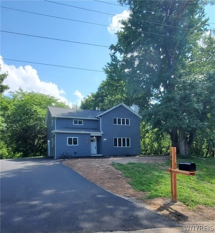 7402 Canal Rd, Lockport, NY 14094