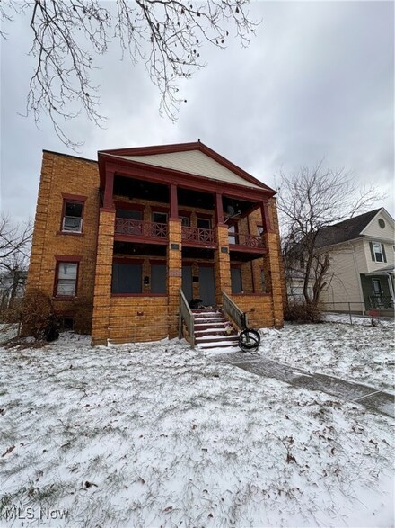 513 E 117th St, Cleveland, OH 44108