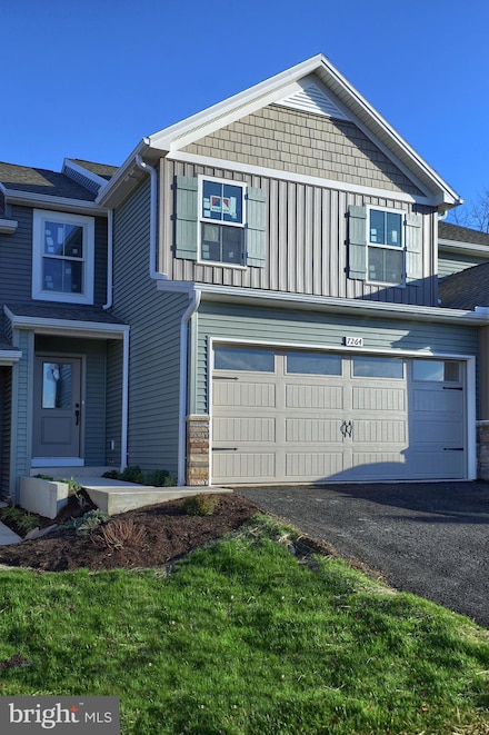 7264 White Oak Blvd, Skyline View, PA 17112