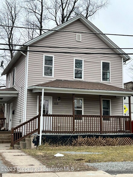 123 Dundaff St, Carbondale, PA 18407