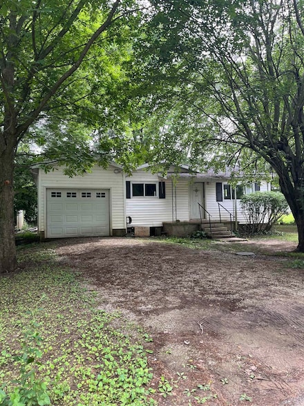 265 N Canal St, Rumsey, KY 42371