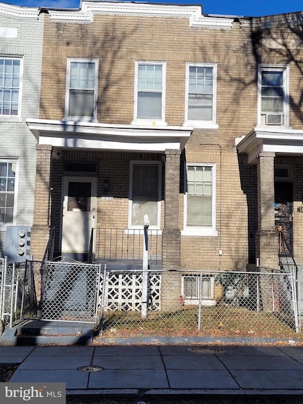 1646 Gales St NE, Washington, DC 20002