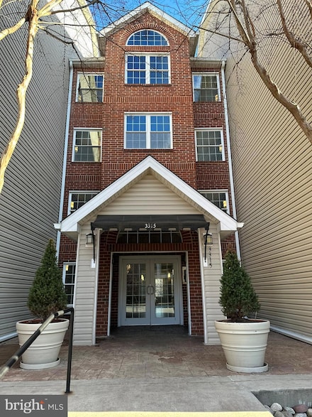 3315 Wyndham Cir Unit 1221, Alexandria, VA 22302