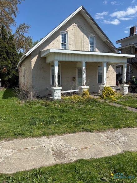 526 W Main Cross St, Findlay, OH 45840