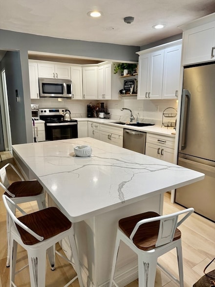 55 Eleanor St Unit 17, Chelsea, MA 02150