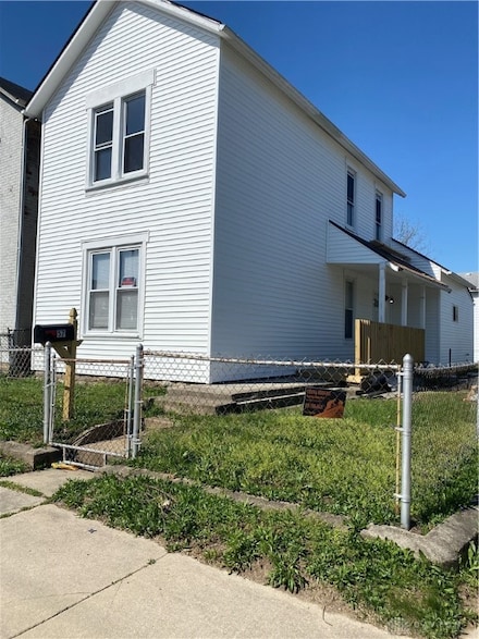 57 Kiser St, Dayton, OH 45404