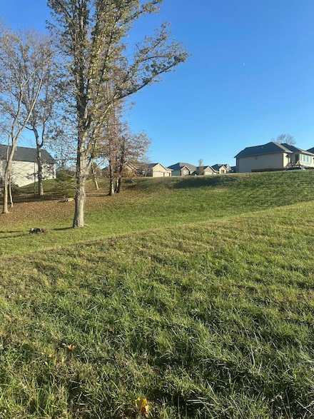 857 E Richmond Way, Nixa, MO 65714